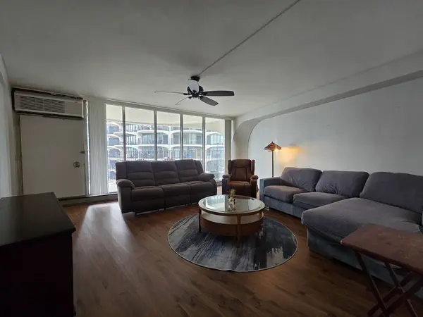 300 N State ST #4635, Chicago, IL 60654