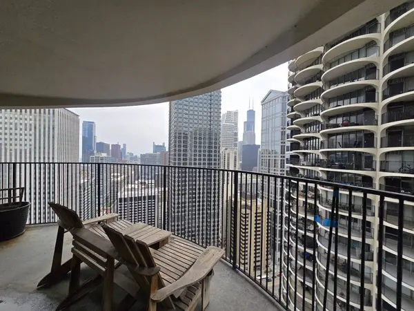 300 N State ST #4635, Chicago, IL 60654