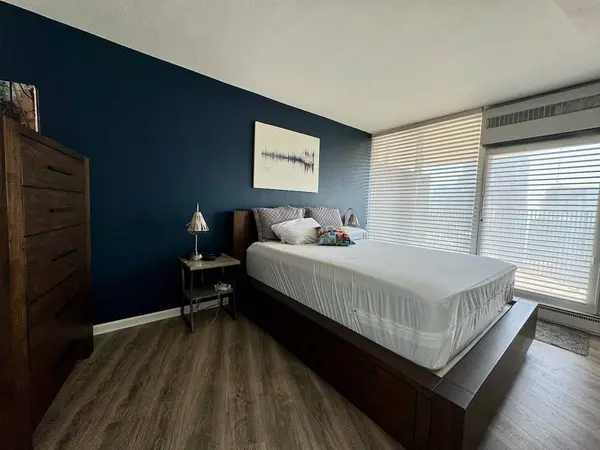 300 N State ST #5033, Chicago, IL 60654