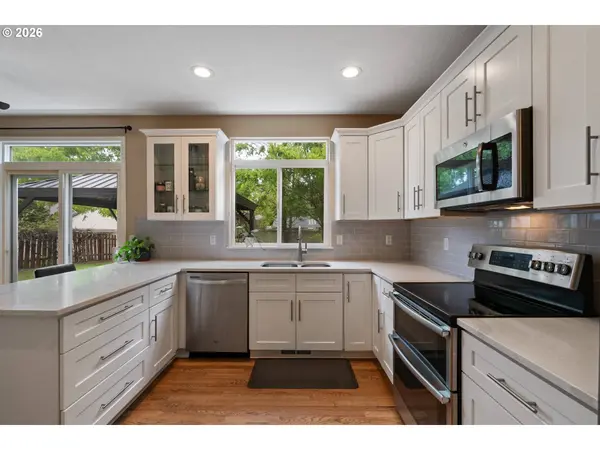 18214 SE 16TH ST, Vancouver, WA 98683