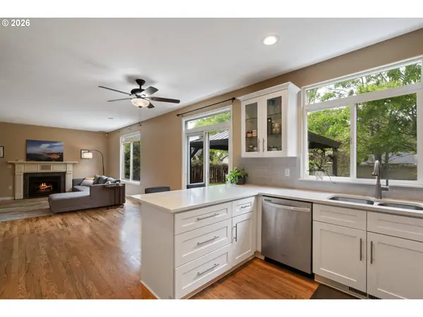 18214 SE 16TH ST, Vancouver, WA 98683
