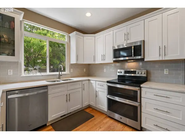 18214 SE 16TH ST, Vancouver, WA 98683