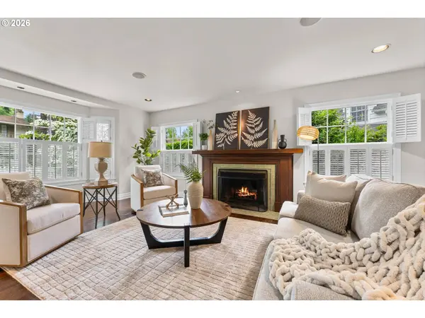 6408 SW BURLINGAME PL, Portland, OR 97239