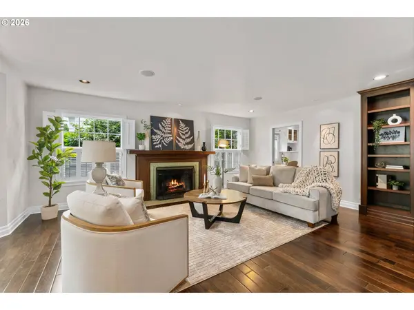 6408 SW BURLINGAME PL, Portland, OR 97239