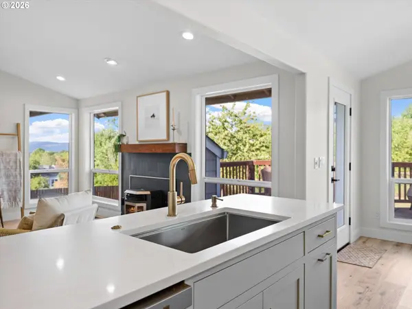1652 NW BRADY RD, Camas, WA 98607