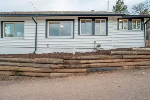 202 Oklahoma RD, Manitou Springs, CO 80829