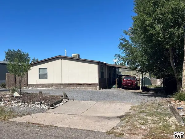 271 Countryside Dr, Pueblo West, CO 81007