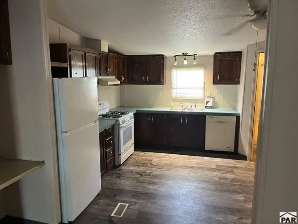 271 Countryside Dr, Pueblo West, CO 81007