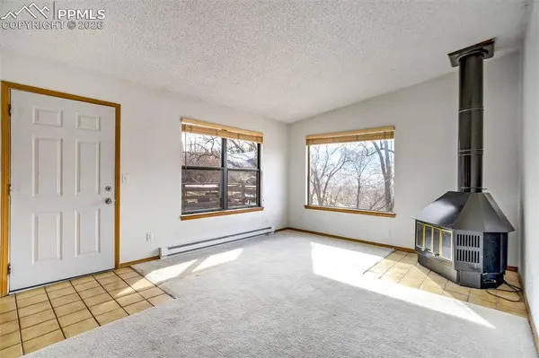 2385 Stepping Stones WAY, Colorado Springs, CO 80904