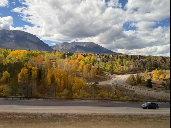feature image of A local guide to Southbridge in Littleton: trails, light rail, home styles and prices, schools and why we love it.