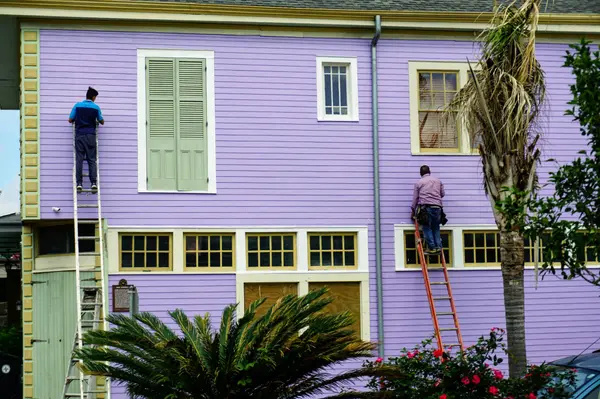 Should I Paint My House Before Selling?
