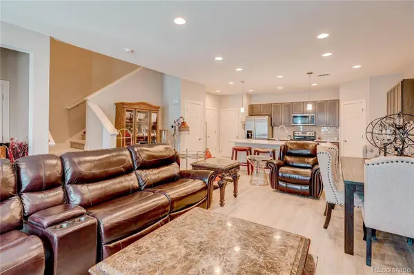 16121 Bolling DR, Denver, CO 80239