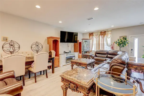 16121 Bolling DR, Denver, CO 80239