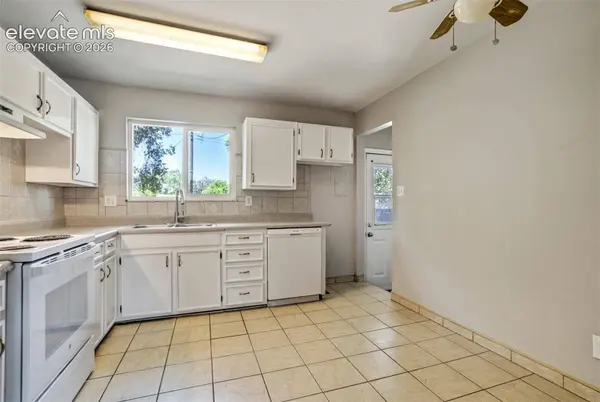 1115 livingston Avenue, Colorado Springs, CO 80906