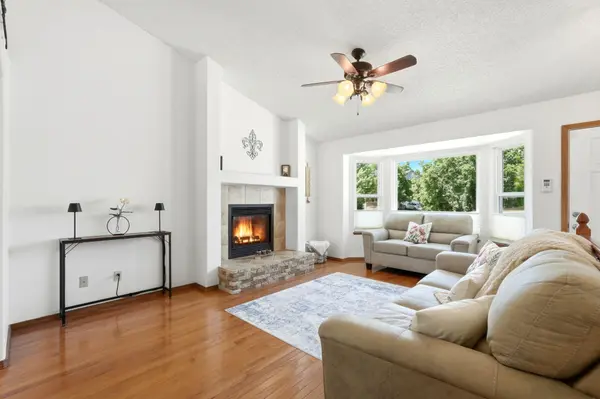 5523 Many Springs Dr, Colorado Springs, CO 80923-5185