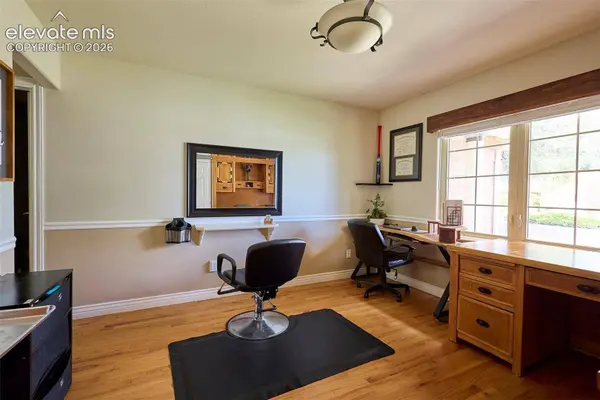 423 Chamberlin Place, Colorado Springs, CO 80906