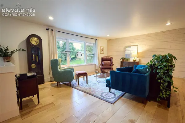 6827 Rosewood Drive, Colorado Springs, CO 80918