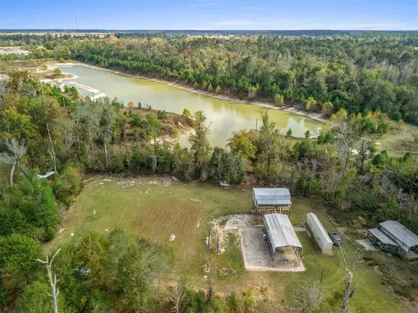 526 Old Ferry RD, Kinder, LA 70648