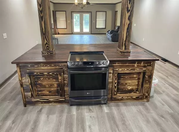 339 Crystal LN, Ragley, LA 70657