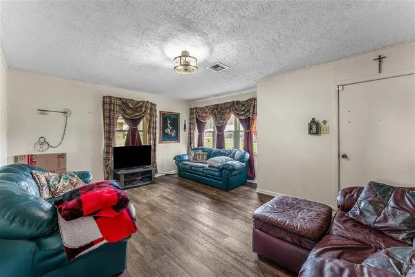 1107 Mitchell St ST, Lake Charles, LA 70607
