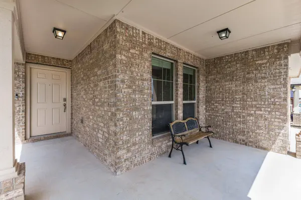 109 Midas LN, Jarrell, TX 76537