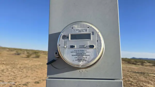 21688 S Roy Rogers Rd, Yucca, AZ 86438