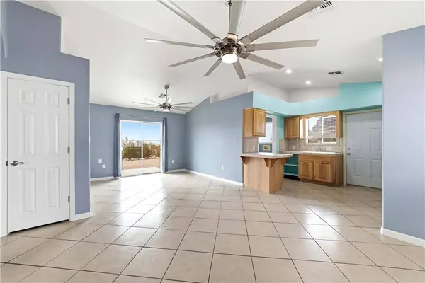 2310 S Dewey RD, Golden Valley, AZ 86413