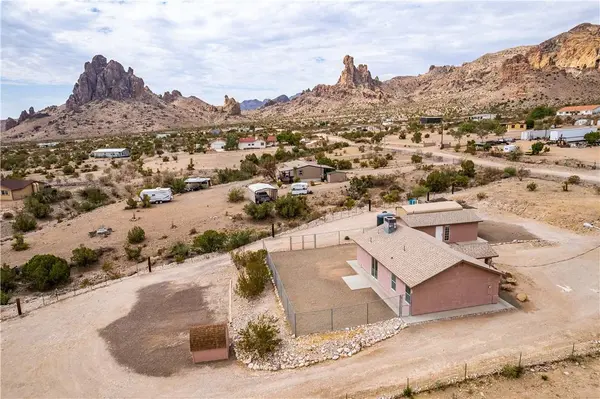 2310 S Dewey RD, Golden Valley, AZ 86413