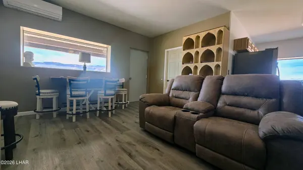 4302 W Speedway Rd, Yucca, AZ 86438