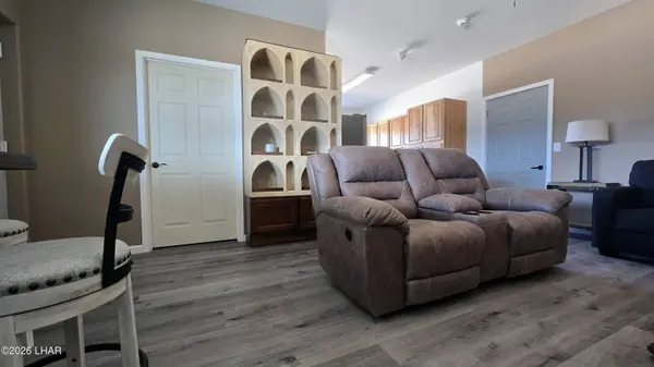 4302 W Speedway Rd, Yucca, AZ 86438