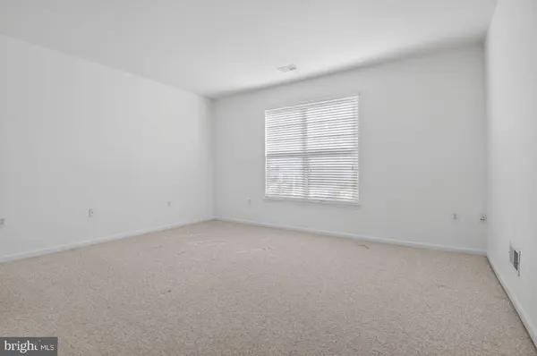 17602 FOUR SEASONS DR, Dumfries, VA 22025
