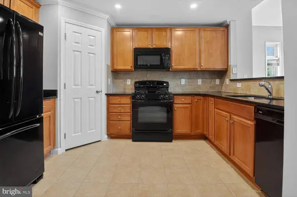 504 SUNSET VIEW TER SE #301, Leesburg, VA 20175