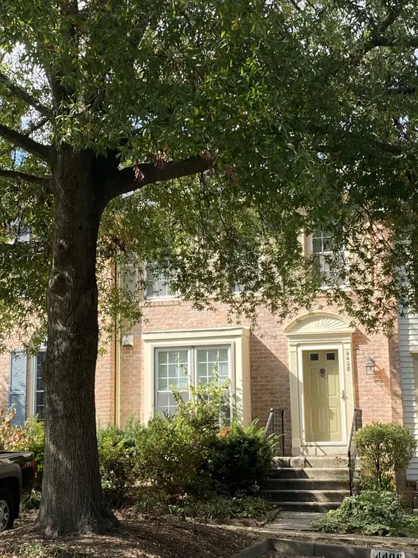 Living in Vienna, VA: Homes, Neighborhoods & What Buyers Should Know