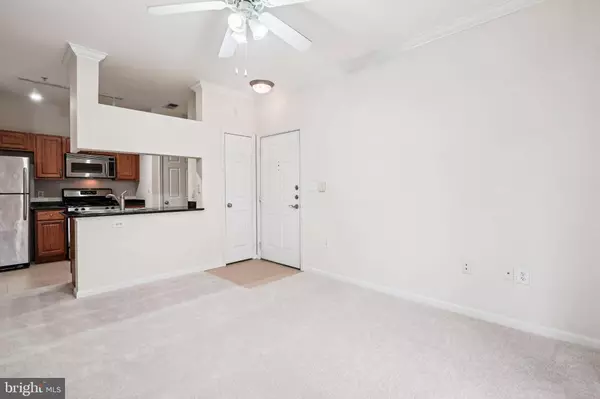 12921 CENTRE PARK CIR #303, Herndon, VA 20171