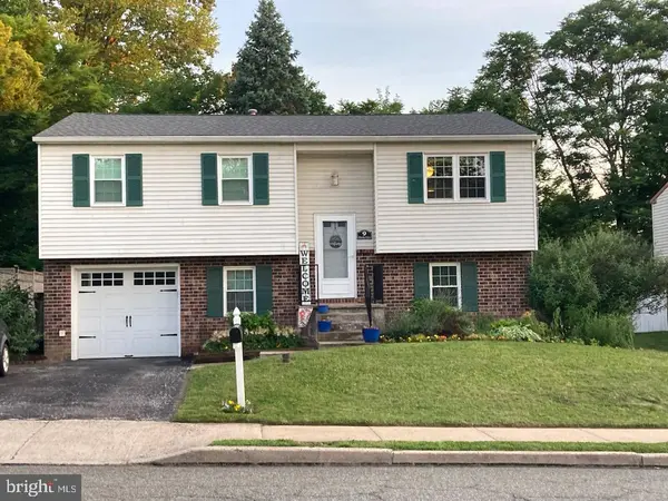 9 DIANNA DR, Phoenixville, PA 19460