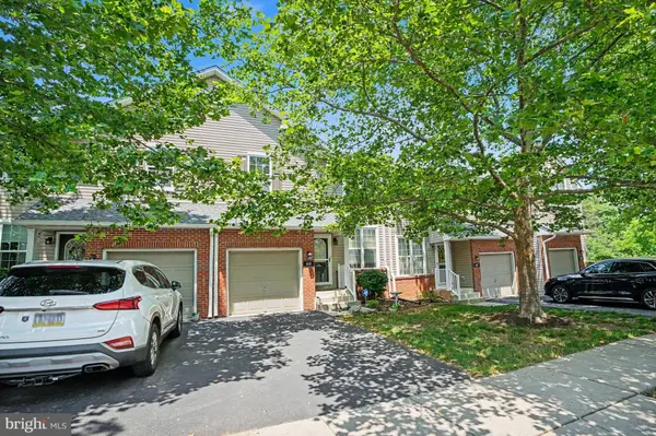 418 NOTTINGHAM LN, Collegeville, PA 19426