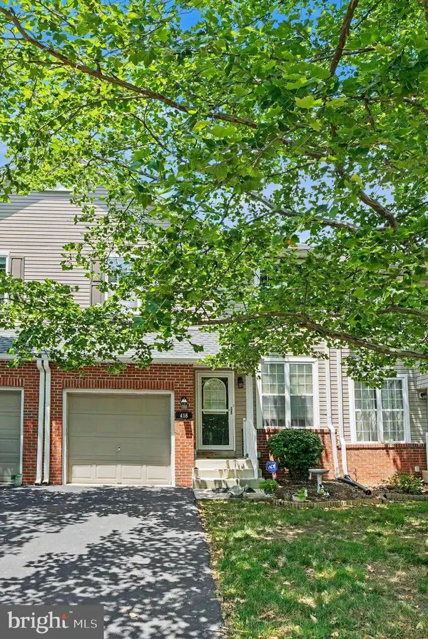 418 NOTTINGHAM LN, Collegeville, PA 19426