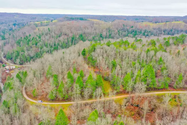 9999 War Fork Road, Mckee, KY 40447