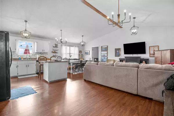 270 Peters Road, Mckee, KY 40447