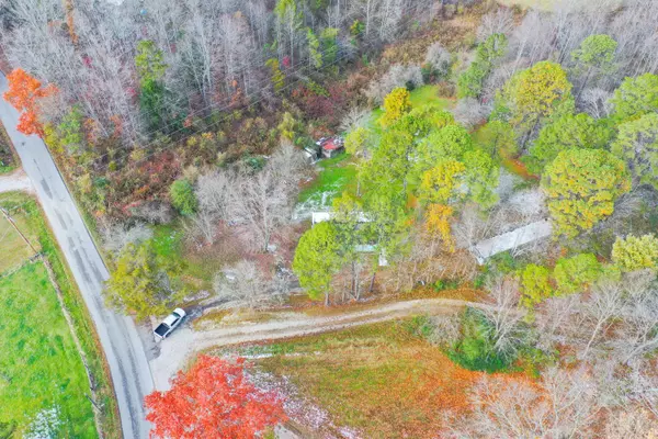 1553 Jackson County High School Road, Mckee, KY 40447