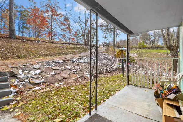 1553 Jackson County High School Road, Mckee, KY 40447