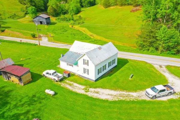 12818 N Highway 421, Manchester, KY 40962