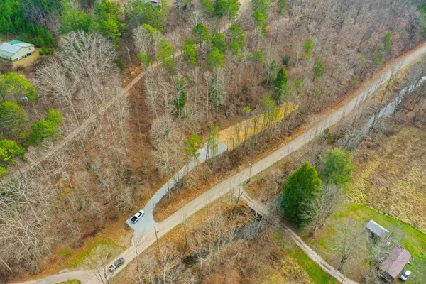 740 Pond Lick Road, Annville, KY 40402