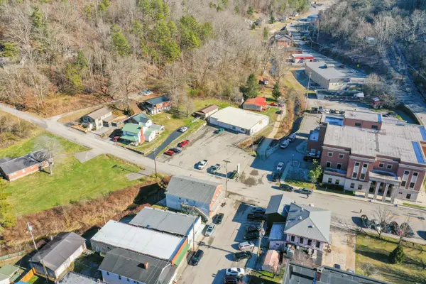 212 1st Street, Mckee, KY 40447