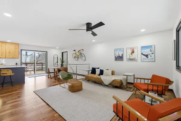 1063 Cliffs Edge Road, East Bernstadt, KY 40729