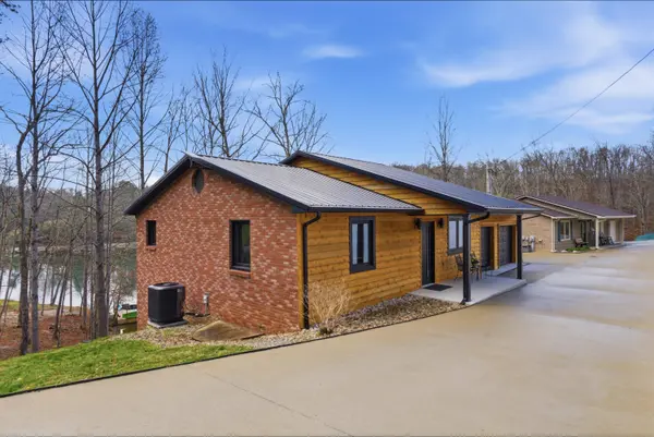 1063 Cliffs Edge Road, East Bernstadt, KY 40729