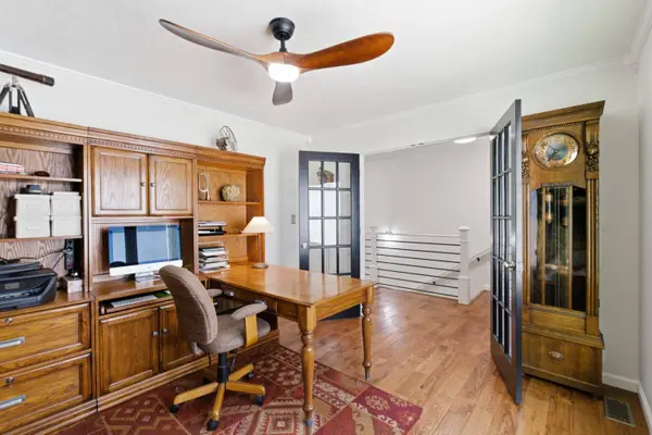 1077 Cliffs Edge Road, East Bernstadt, KY 40729