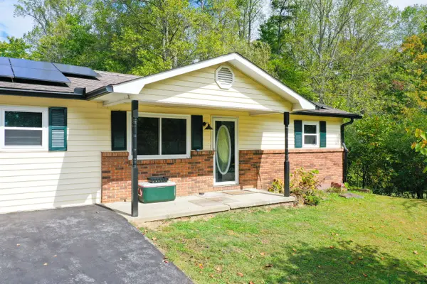 1479 E Williamsburg Street, Whitley City, KY 42653