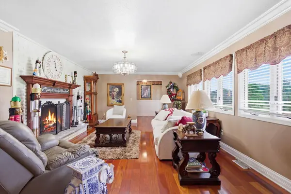 10949 & 10951 E Laurel Road, London, KY 40741