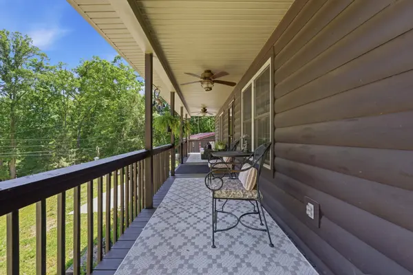 850 Cliffs Edge Road, East Bernstadt, KY 40729